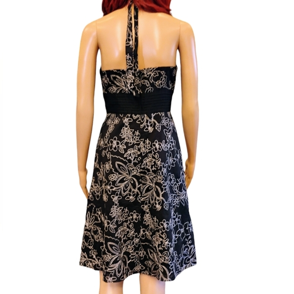 White House Black Market Embroidered Halter Dress Size 0 - Picture 5 of 7